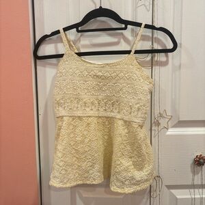 🌼 Yellow Cream Lace Crochet Cami – Soft & Flowy 🌼